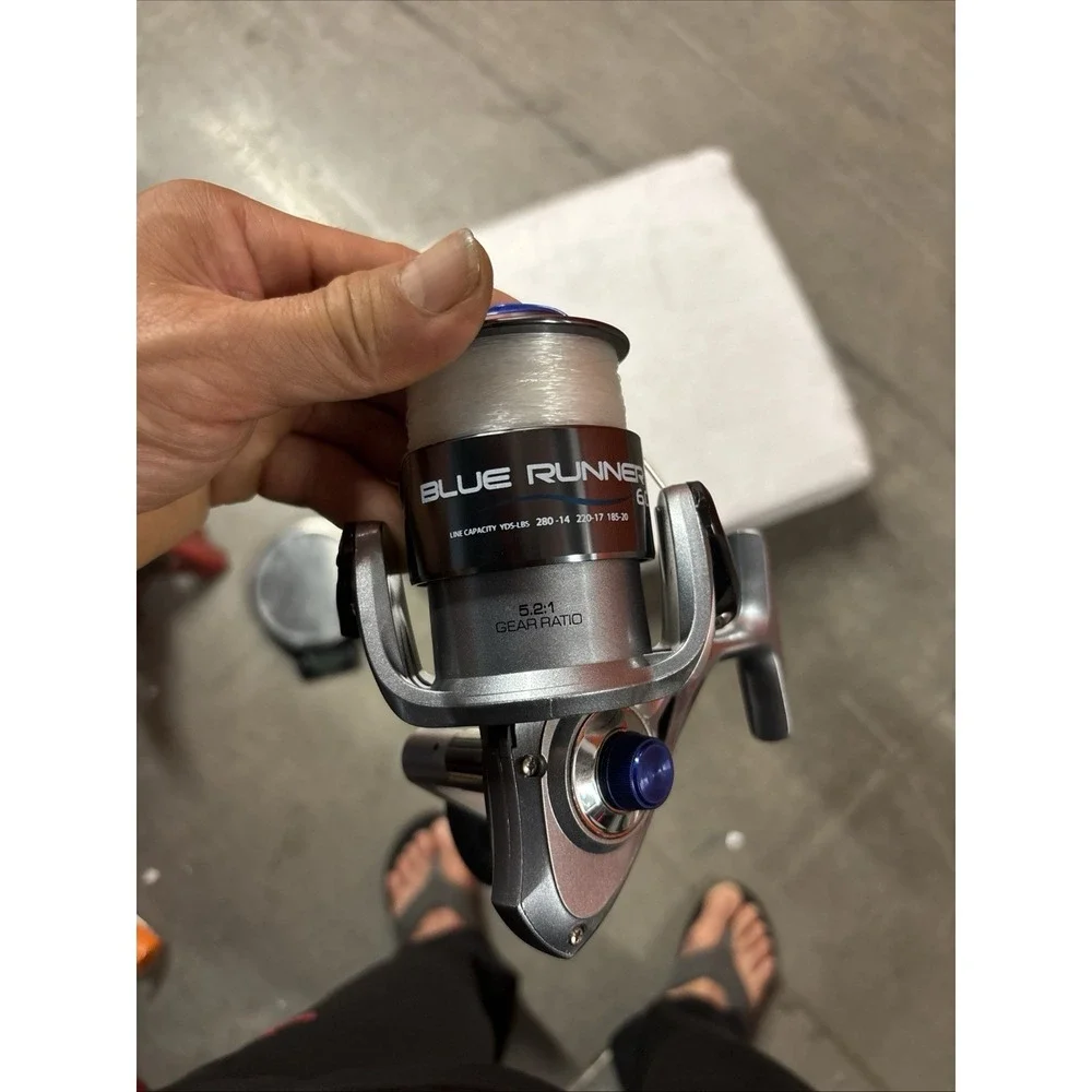 Quantum Blue Runner 60 Spinning Fishing Reel  In Good Condition
